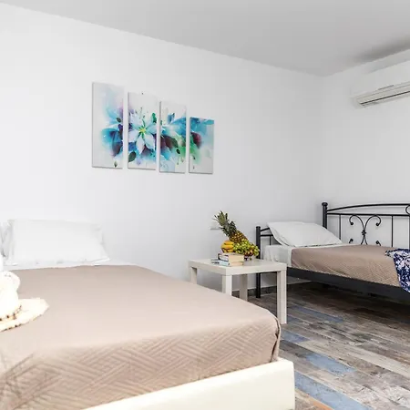 Depis Luxury * Naxos City