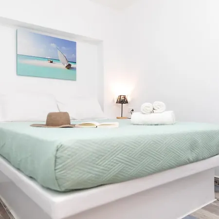 아파트 Depis Luxury Naxos City