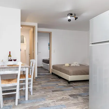 Depis Luxury Appartement Naxos City